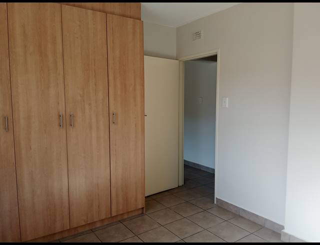 2 BEDROOM TOWNHOUSE FOR SALE IN KIBLER PARK